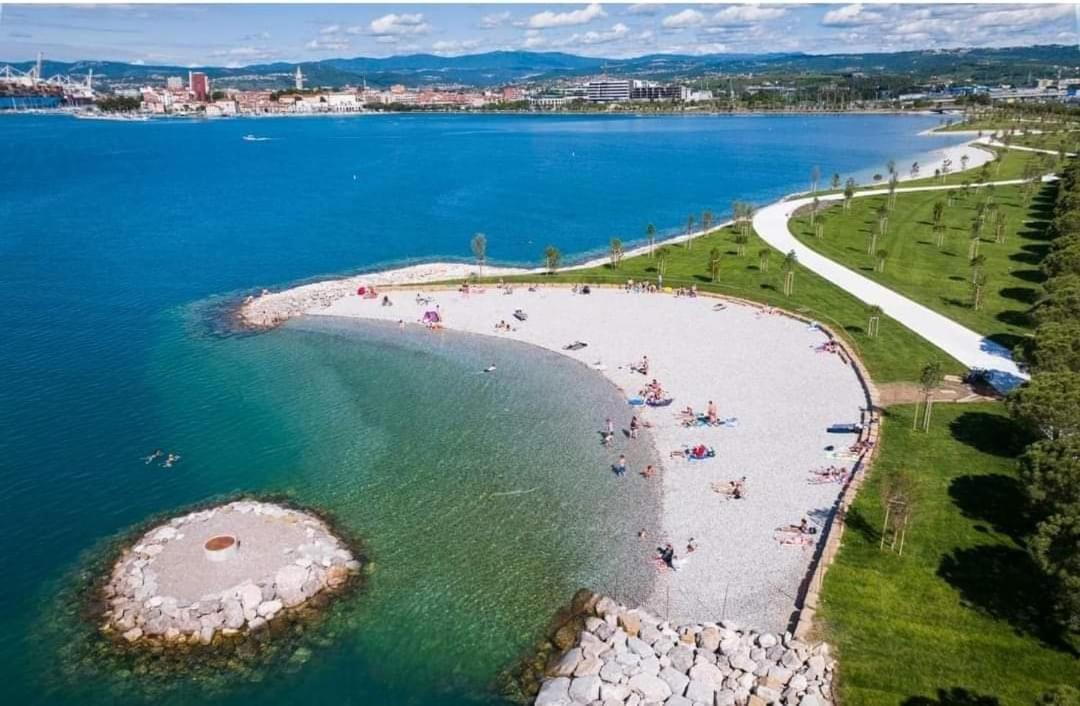 Veneziano Apartma Capodistria Esterno foto